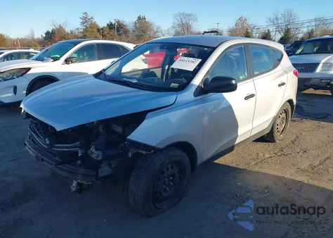 2011 Hyundai Tucson Gl z USA, uszkodzony, nr VIN KM8JT3AB0BU193142